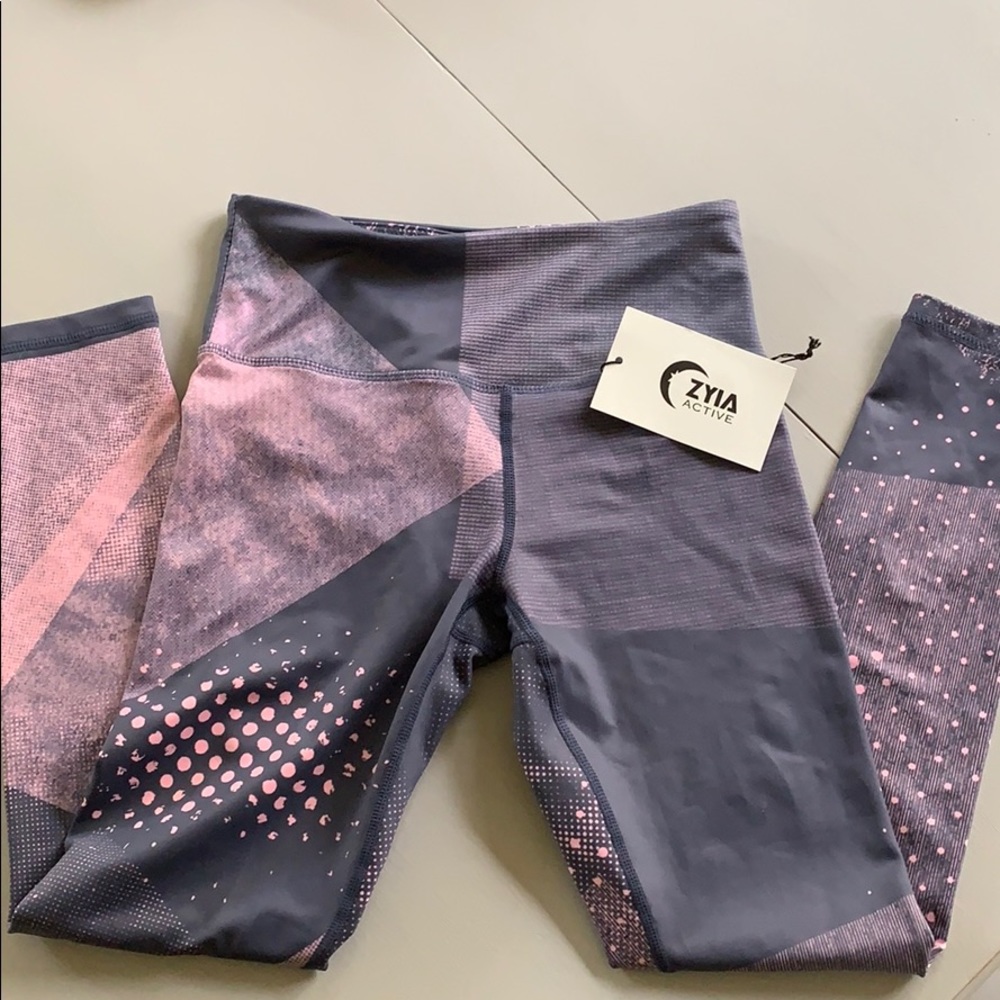 Zyia Activewear NWT